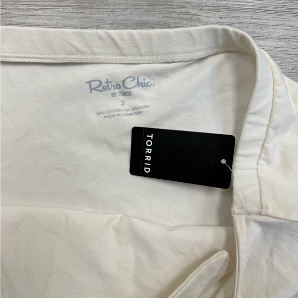 Torrid Retro Chic Foxy Halter Top - New - Size 3 (22/24) - Picture 6 of 6